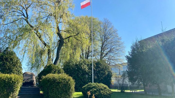 2 Maja. Dzień Flagi Rzeczypospolitej Polskiej.